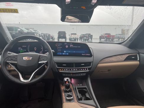 Used 2025 Cadillac CT5 Premium Luxury w/ Sun And Sound Package AWD/4WD image 15