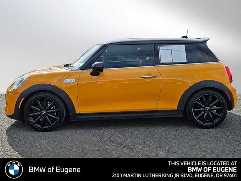 Used 2016 MINI Cooper S image 6