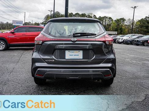 Used 2023 Nissan Kicks S image 14