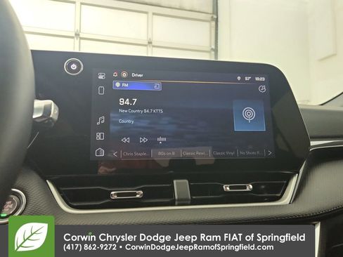 Used 2026 Chevrolet Equinox LT FWD image 23