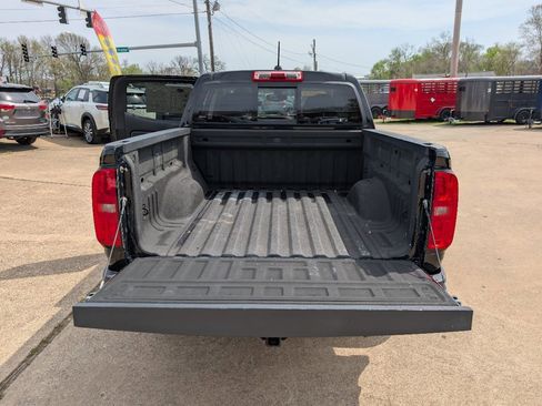 Used 2015 Chevrolet Colorado Z71 image 13