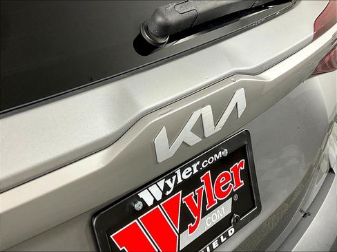 Used 2023 Kia Seltos LX AWD/4WD image 23