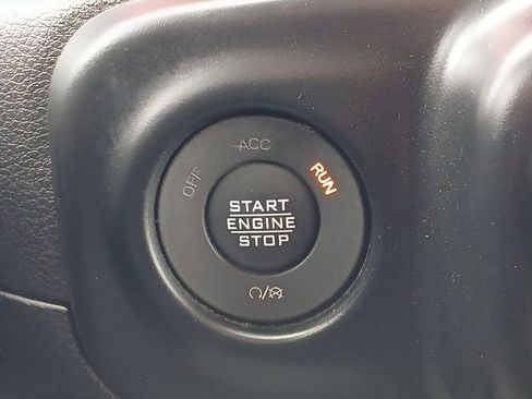 Used 2022 Jeep Wrangler Rubicon w/ LED Lighting Group image 18