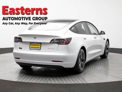Used 2022 Tesla Model 3 Long Range AWD/4WD image 5