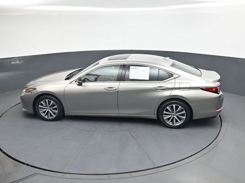 Used 2021 Lexus ES 350 w/ Accessory Package 2 FWD image 29