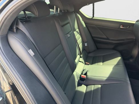 Used 2023 Lexus IS 300 AWD image 20
