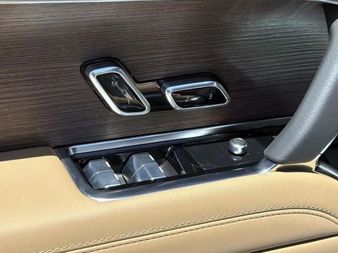 New 2026 Land Rover Range Rover SE AWD/4WD image 17