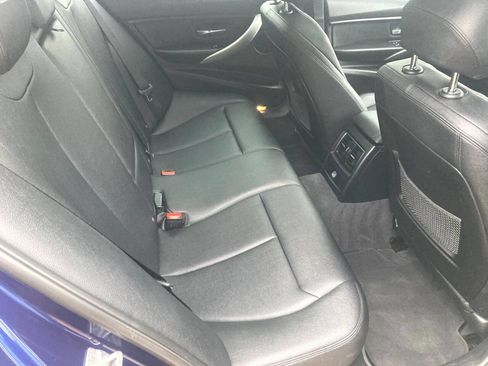 Used 2017 BMW 320i xDrive Sedan image 17