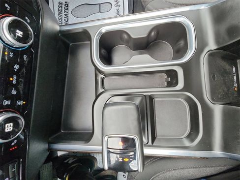 Used 2024 GMC Sierra 1500 Elevation w/ Preferred Package image 21