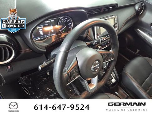 Used 2019 Nissan Kicks SR w/ SR Premium Package FWD image 17