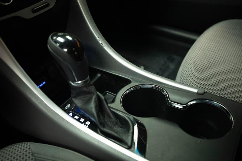 Used 2013 Hyundai Sonata GLS FWD image 21