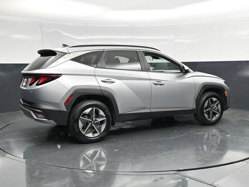Used 2025 Hyundai Tucson SEL AWD/4WD image 2