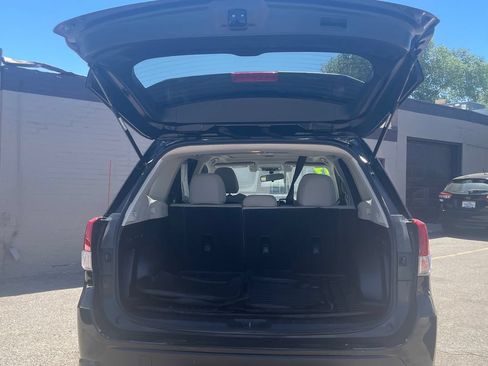Used 2019 Subaru Forester Premium AWD/4WD image 21