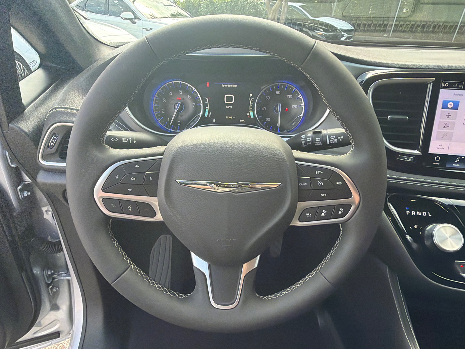 Used 2026 Chrysler Pacifica Limited FWD image 23