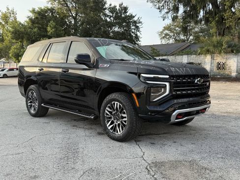 Used 2026 Chevrolet Tahoe Z71 w/ Comfort Package AWD/4WD image 2