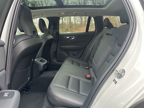 Certified 2025 Volvo V60 B5 Cross Country Plus image 13