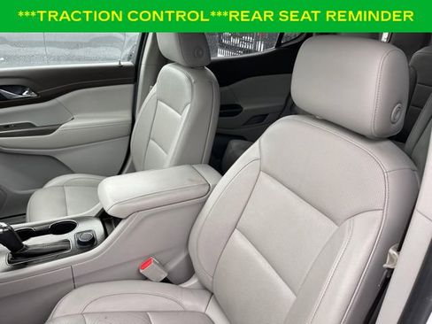 Used 2019 GMC Acadia SLT image 11