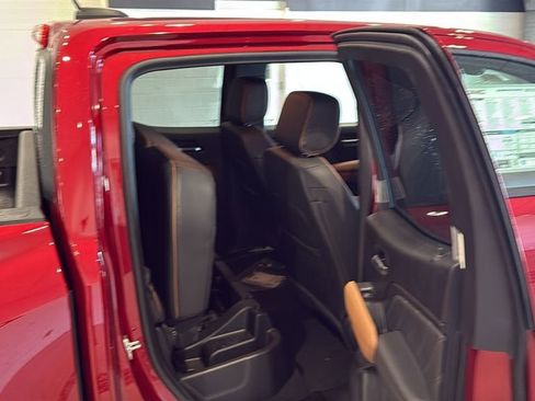 New 2026 GMC Canyon AT4 AWD/4WD image 14