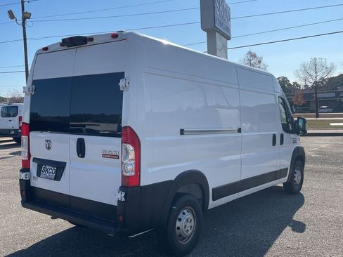 Used 2022 RAM ProMaster 2500 image 3