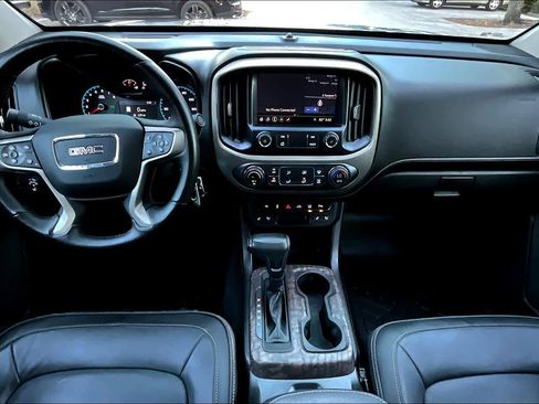 Used 2021 GMC Canyon Denali image 15