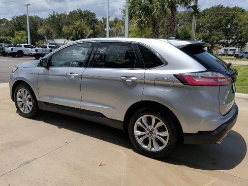 Certified 2024 Ford Edge Titanium AWD/4WD image 11