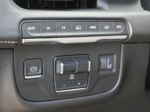 Used 2023 Cadillac Escalade Sport Platinum w/ LPO, ONYX Package AWD/4WD image 23