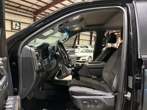 Used 2019 Chevrolet Silverado 1500 RST AWD/4WD image 13