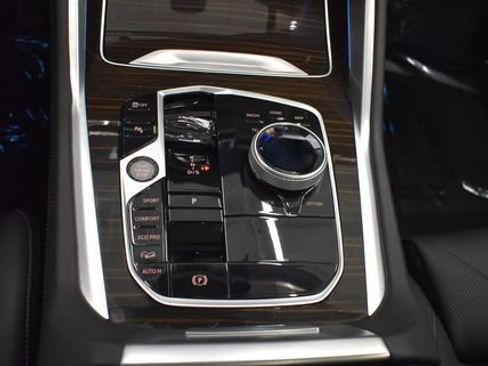 Used 2024 BMW X6 xDrive40i w/ Executive Package AWD/4WD image 29