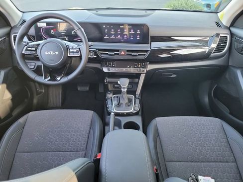 New 2026 Kia Seltos S image 8