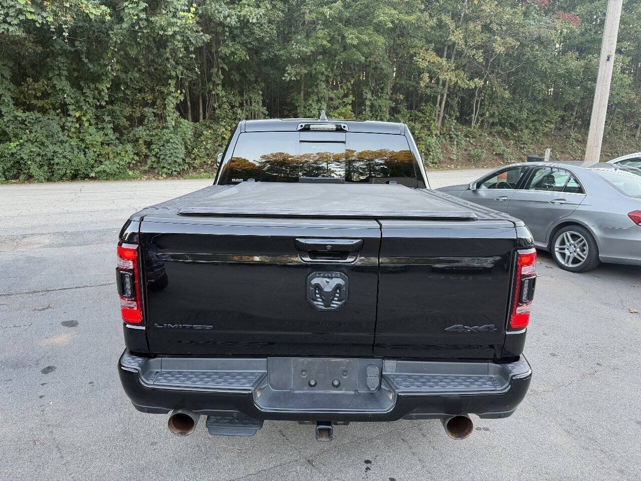 Used 2021 RAM 1500 Limited w/ Night Edition AWD/4WD image 7