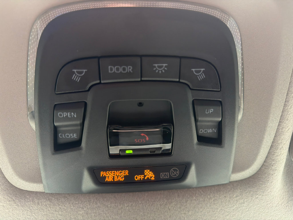 Used 2026 Toyota Corolla Cross LE w/ Moonroof Package FWD image 35