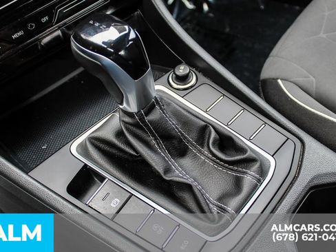 Used 2025 Volkswagen Jetta Sport FWD image 33