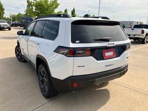 New 2026 Jeep Cherokee Overland w/ Advanced Pro Tech Group AWD/4WD image 8