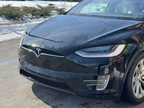 Used 2020 Tesla Model X Long Range image 5