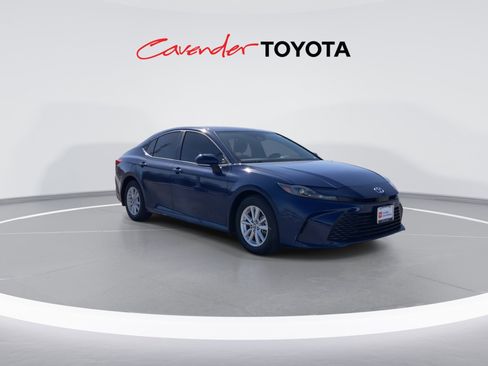 Used 2026 Toyota Camry LE w/ Convenience Package image 2