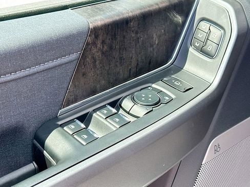 New 2026 Ford F450 Lariat AWD/4WD image 12