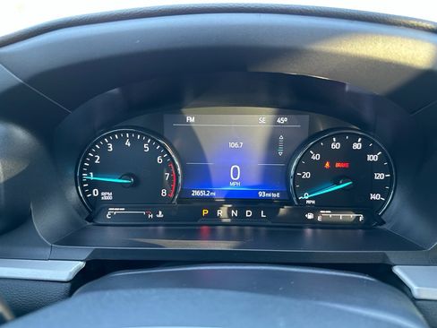 Used 2022 Ford Explorer XLT image 19