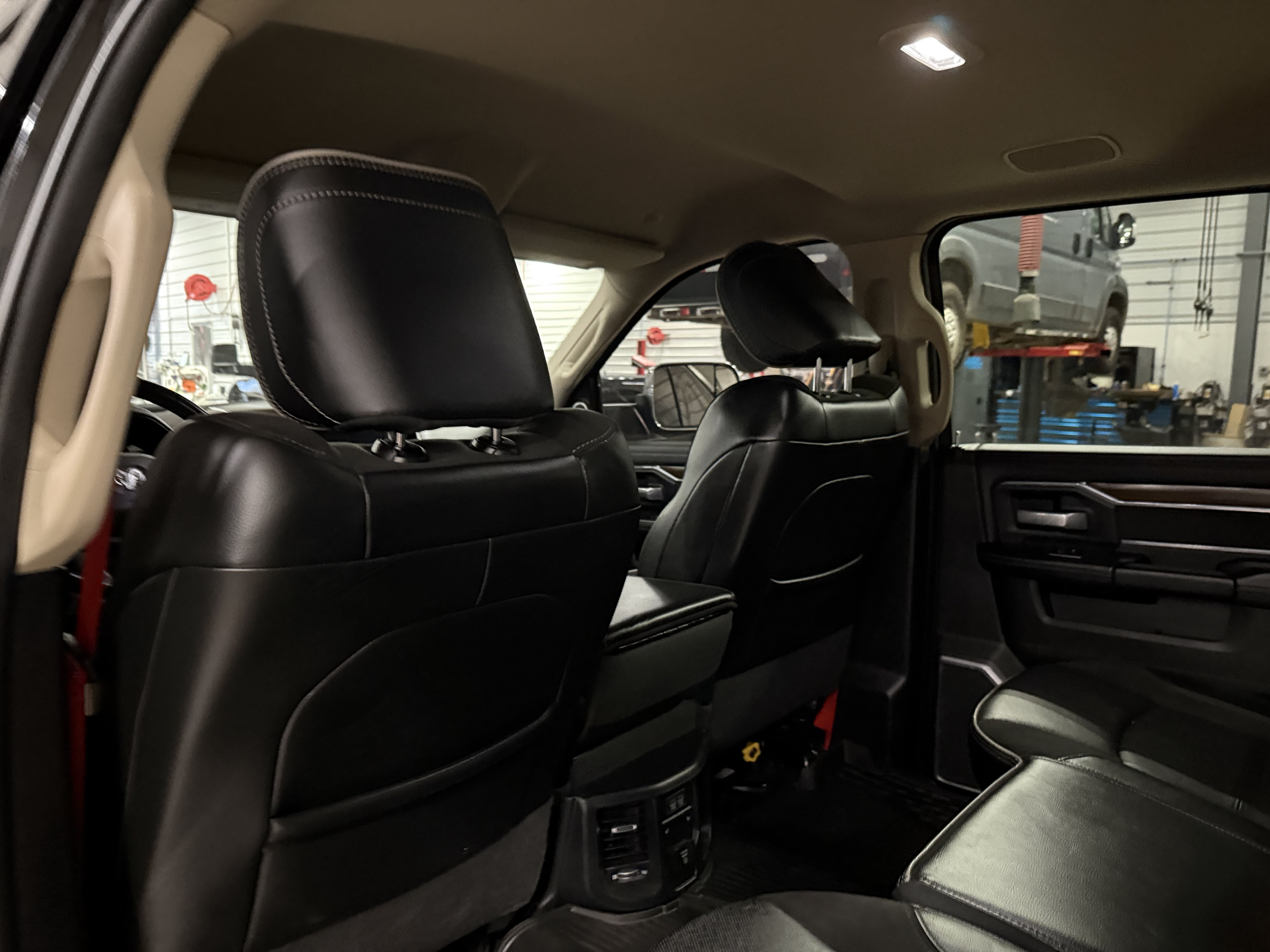 Used 2022 RAM 3500 Laramie AWD/4WD image 32