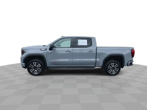 Used 2024 GMC Sierra 1500 AT4 w/ Technology Package AWD/4WD image 5
