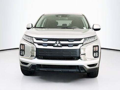 Used 2025 Mitsubishi Outlander Sport ES AWD/4WD image 2