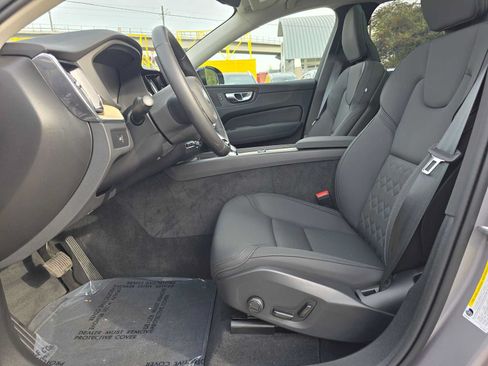 Used 2026 Volvo XC60 B5 Plus w/ Protection Package Premier AWD/4WD image 19
