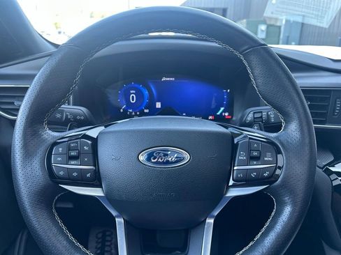 Used 2023 Ford Explorer ST w/ Equipment Group 401A AWD/4WD image 18