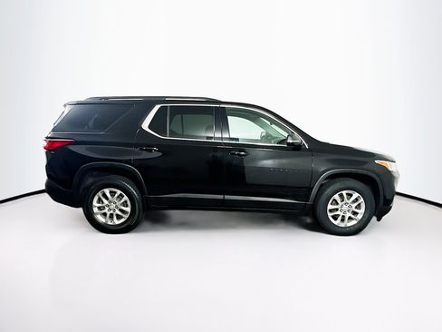 Used 2020 Chevrolet Traverse LT w/ LPO, Blackout Package AWD/4WD image 10