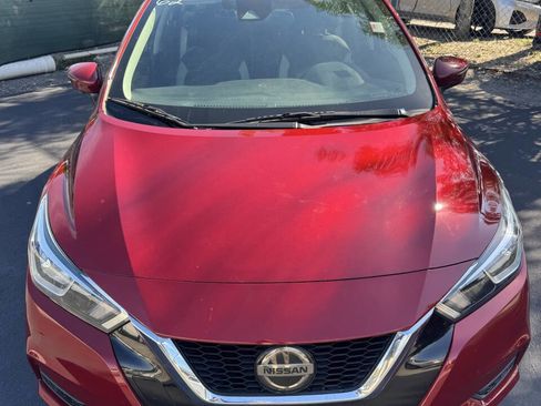 Used 2021 Nissan Versa SV image 16