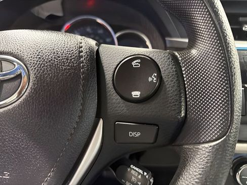 Used 2016 Toyota Corolla LE image 17