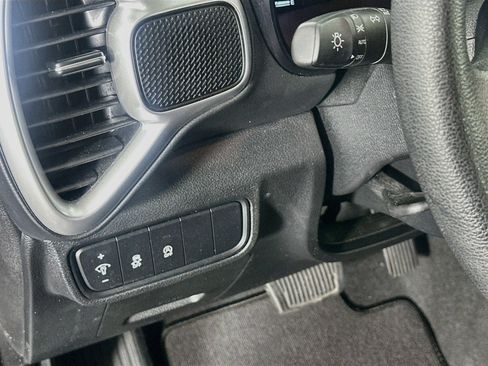 Used 2025 Kia Soul LX w/ LX Technology Package FWD image 17