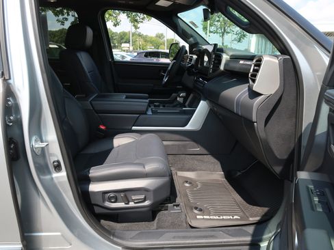Used 2026 Toyota Sequoia Platinum AWD/4WD image 44