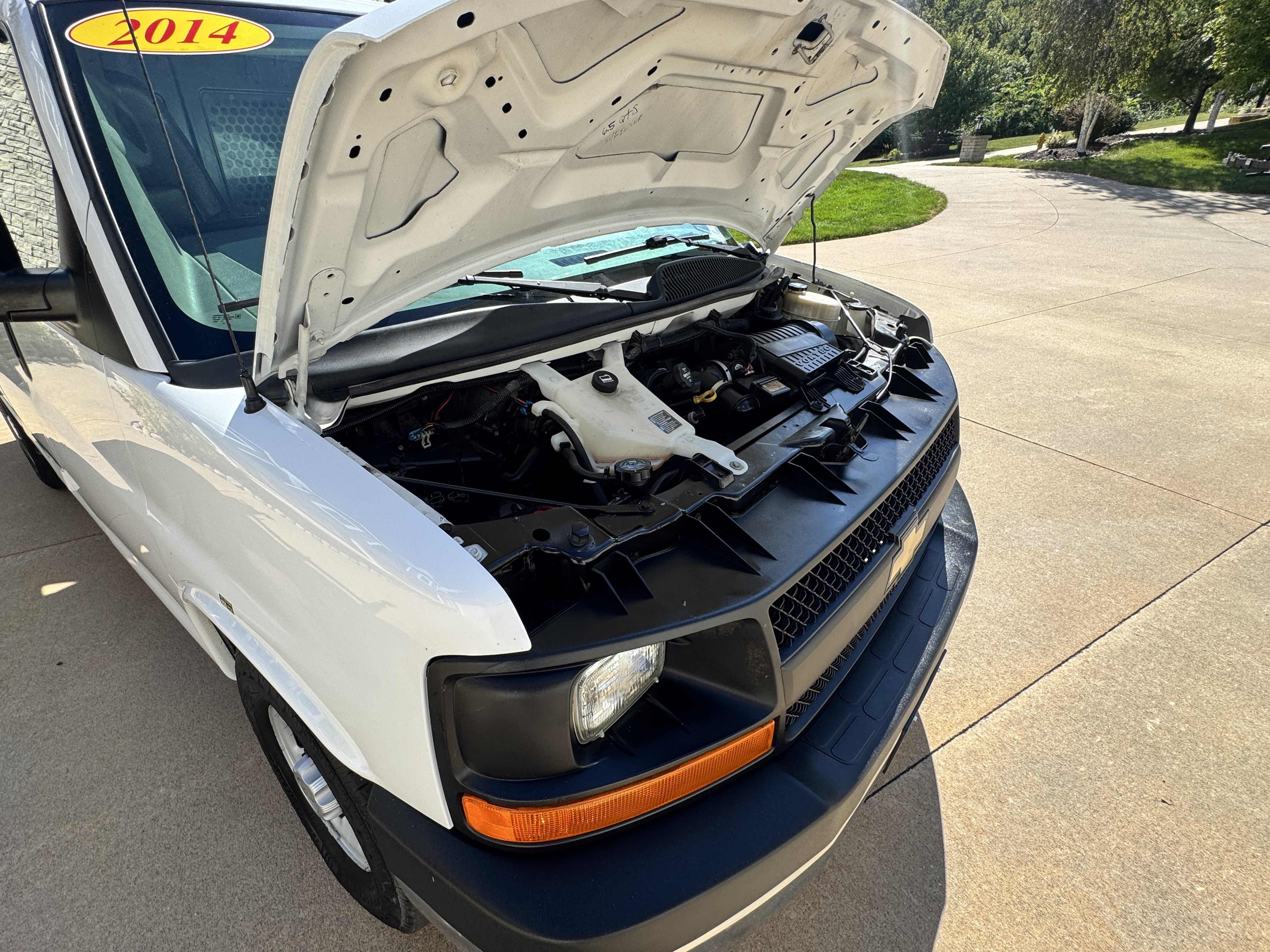 Used 2014 Chevrolet Express 2500 RWD image 29