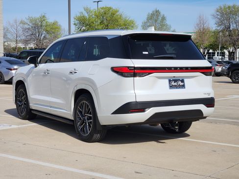 Used 2024 Lexus TX 350 350 w/ Captains Chair Package image 4