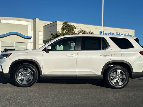 New 2025 Honda Pilot EX-L image 22